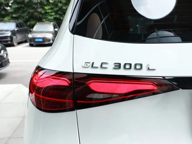 Mercedes-Benz GLC-Class — Фото автомобиля 12