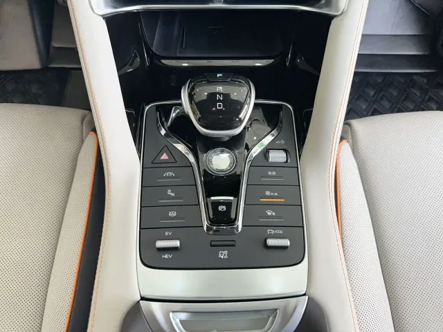 BYD Song PLUS — Фото автомобиля 12
