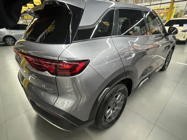 BYD Yuan UP — Фото автомобиля 10