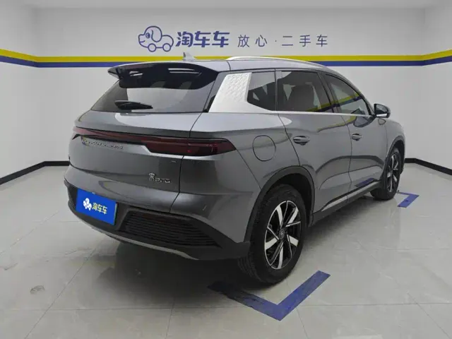 BYD Song Pro — Фото автомобиля 3