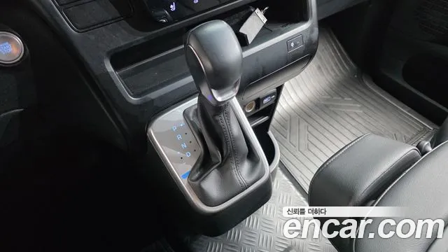 Hyundai Staria Staria Карго 3 места — Фото автомобиля 9