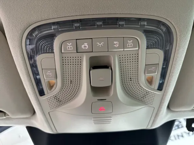 Mercedes-Benz V-Class — Фото автомобиля 17