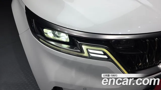 Kia Canival Carnival 4 поколение 7 мест Signature — Фото автомобиля 21