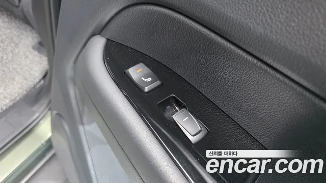 KG_Mobility_Ssangyong Rexton Новый Rexton Sport Khan Дизель 2.2 4WD — Фото автомобиля 28