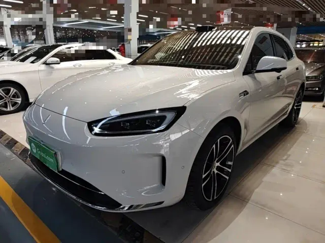 Фотография автомобиля — Aito M5