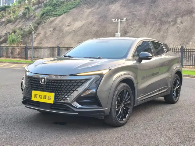 Фотография автомобиля — Changan UNI-T