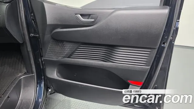 Hyundai Staria — Фото автомобиля 24