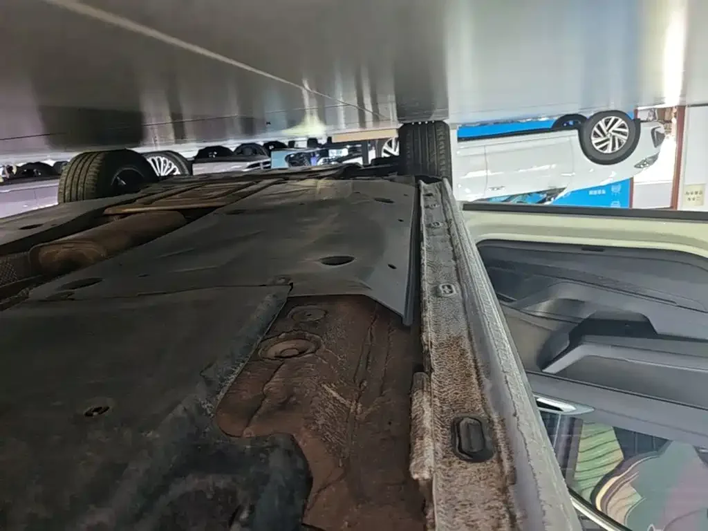 Volkswagen Lavida 2023 New Trend 1.5L Auto Aspiration Edition — Фото автомобиля 20
