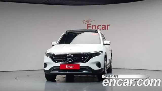 Mercedes-Benz EQB X243 — Фото автомобиля 3