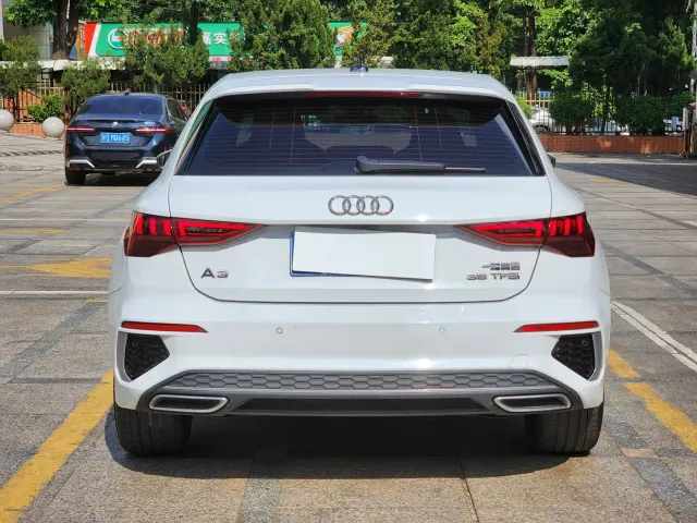 Audi A3 — Фото автомобиля 5