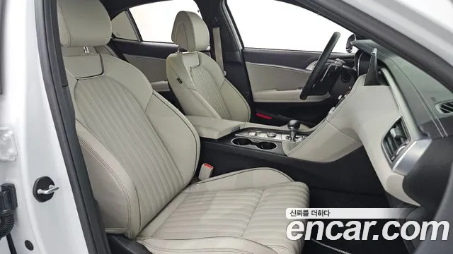 Genesis G70 The New Shooting Brake — Фото автомобиля 17