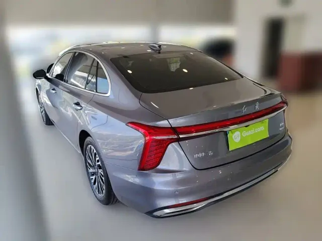 Hongqi H5 — Фото автомобиля 6