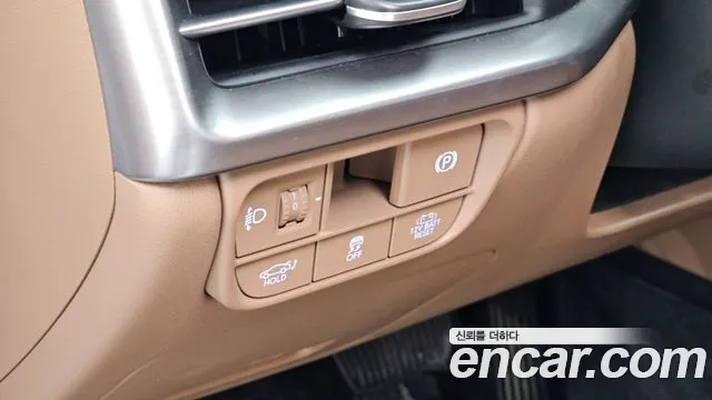 Hyundai Grandeur GN7 — Фото автомобиля 12
