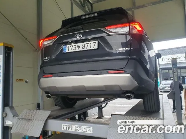 Toyota RAV4 5th Gen — Фото автомобиля 2
