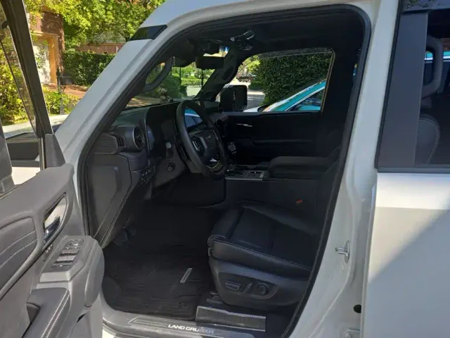 Toyota Prado — Фото автомобиля 9