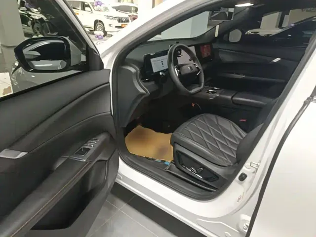 Changan CS75 Plus — Фото автомобиля 15