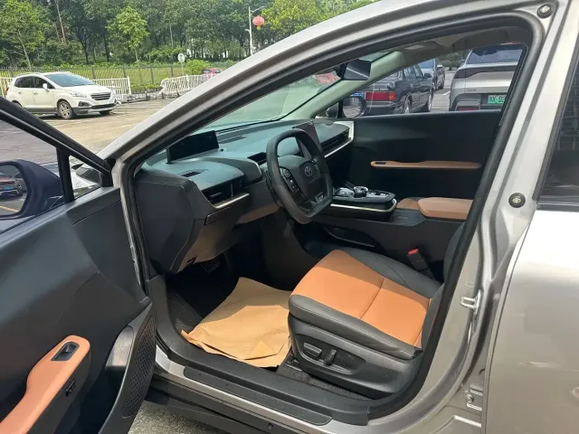 Toyota bZ3 — Фото автомобиля 11