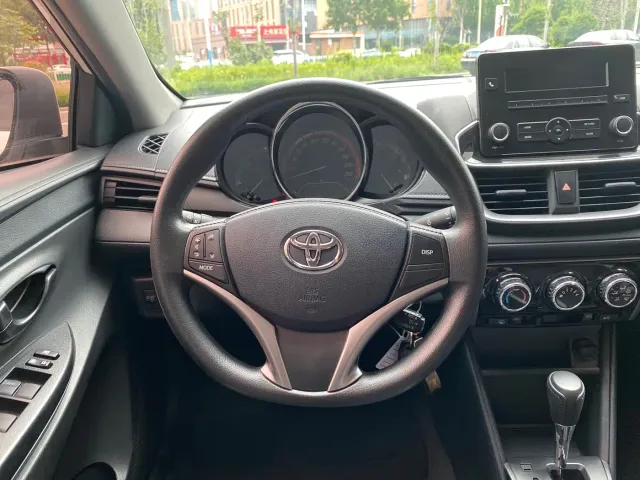 Toyota YARiS L Zhi Xuan — Фото автомобиля 14