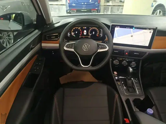 Volkswagen Bora — Фото автомобиля 10