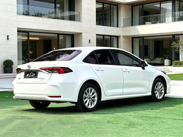 Toyota Corolla — Фото автомобиля 4