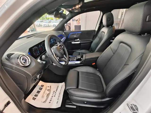 Mercedes-Benz EQB — Фото автомобиля 7