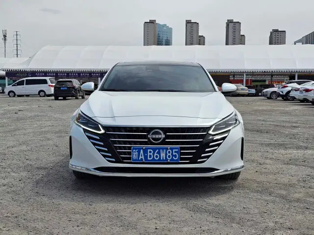 Nissan Teana — Фото автомобиля 2