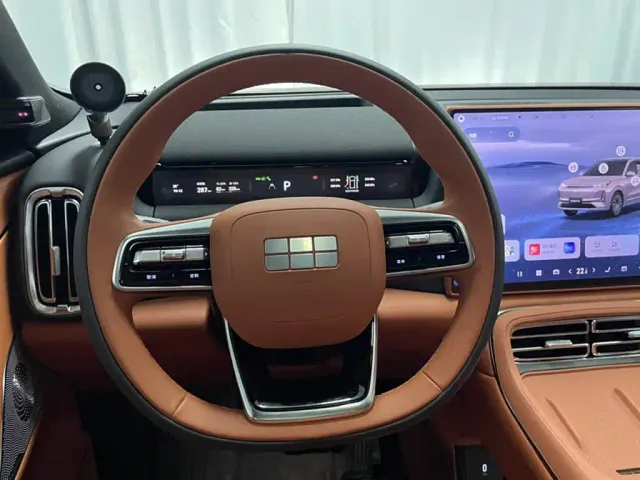 Geely Galaxy M9 — Фото автомобиля 7