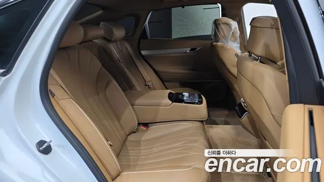 Genesis G80 Бензин 2.5 турбо AWD — Фото автомобиля 11