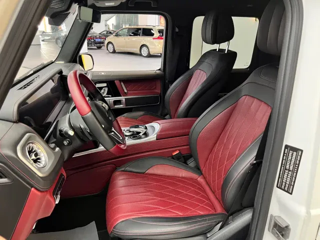Mercedes-Benz G-Class — Фото автомобиля 12