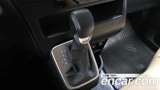 Hyundai Staria — Фото автомобиля 9