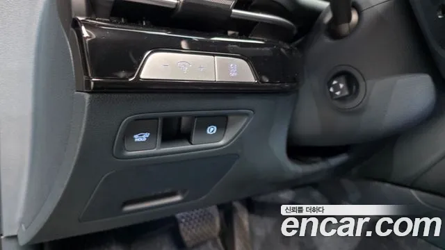 Genesis G80 Бензин 2.5 турбо AWD — Фото автомобиля 22