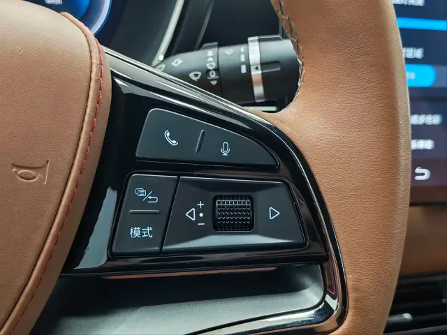 BYD Han — Фото автомобиля 24