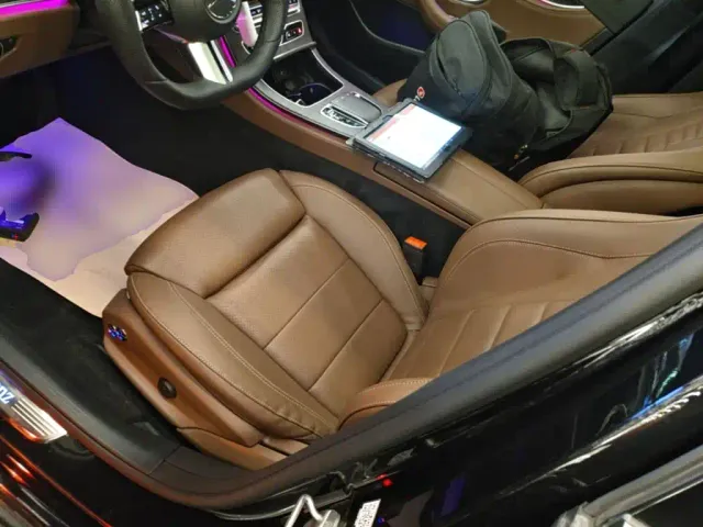 Mercedes-Benz E-Class — Фото автомобиля 14