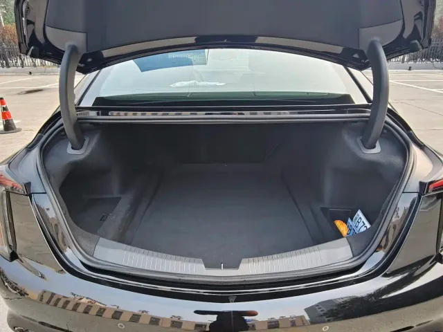 Cadillac CT5 — Фото автомобиля 18