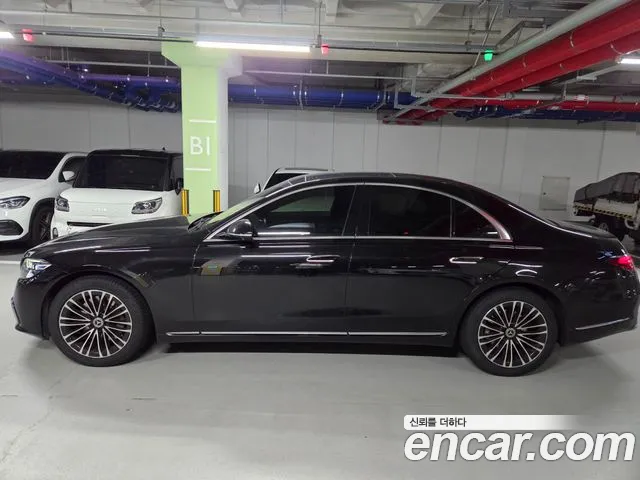Mercedes-Benz S-Class W223 — Фото автомобиля 12