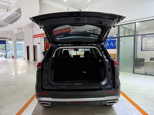 Haval H6 — Фото автомобиля 8