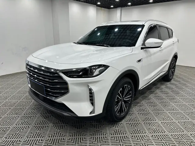 Jetour X70 Plus — Фото автомобиля 3