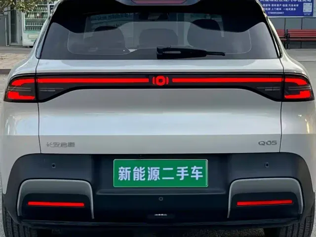 Changan Qiyuan Q05 — Фото автомобиля 8