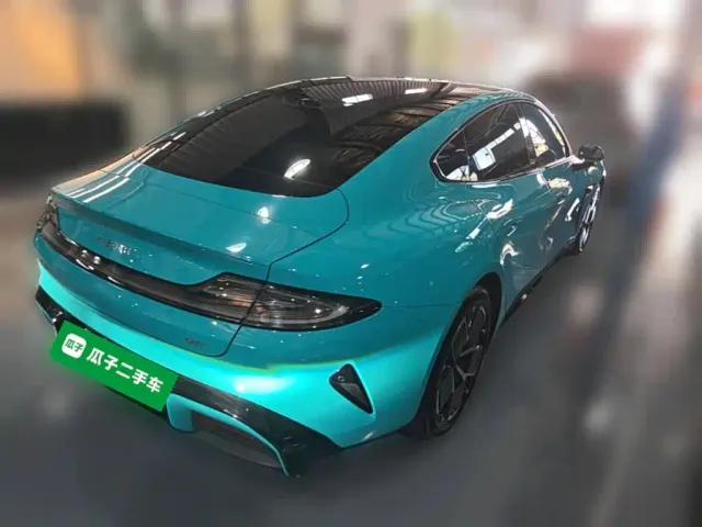 Xiaomi SU7 — Фото автомобиля 9
