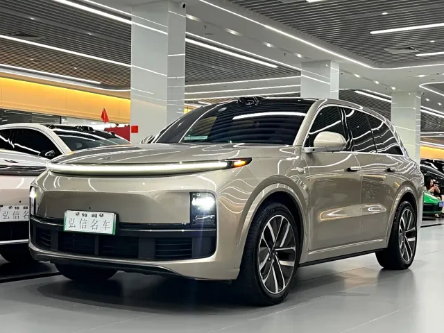 Фотография автомобиля — Li Auto L8