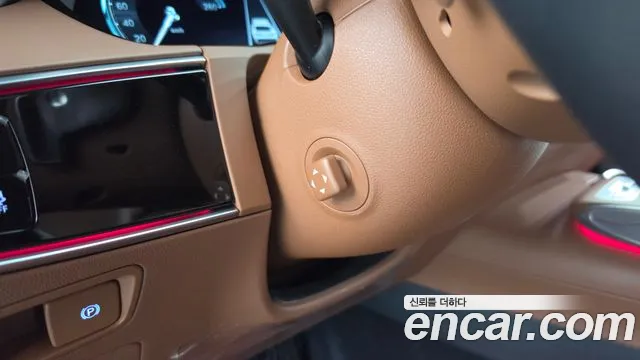 Genesis GV70 — Фото автомобиля 28