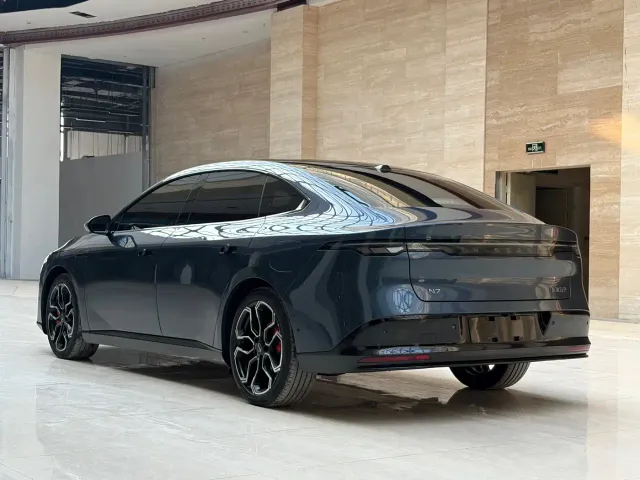 Nissan N7 — Фото автомобиля 13