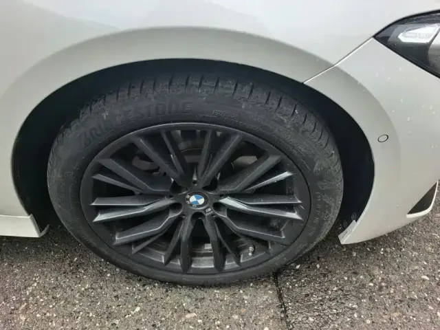 BMW 3 Series — Фото автомобиля 5