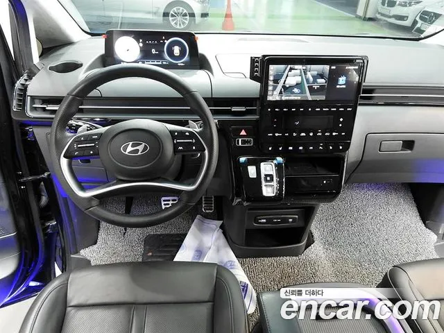 Hyundai Staria Staria Lounge 9 мест — Фото автомобиля 8