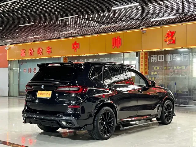BMW X5 — Фото автомобиля 4