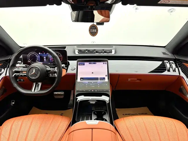 Mercedes-Benz S-Class — Фото автомобиля 10