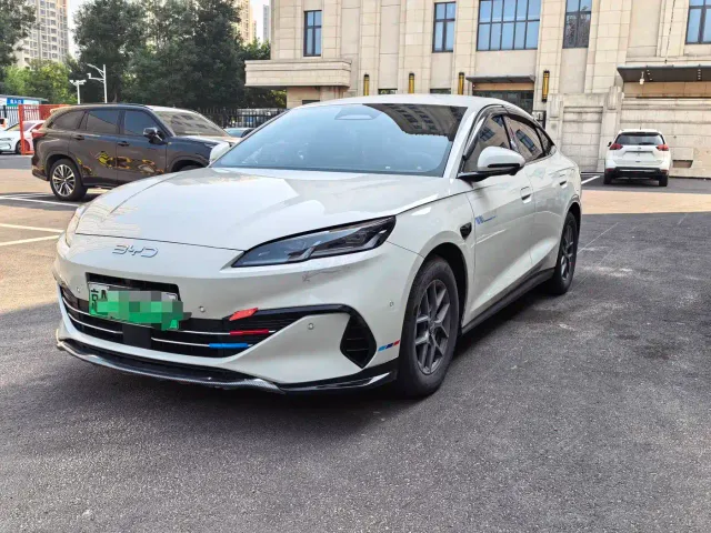 Фотография автомобиля — BYD Seal 06