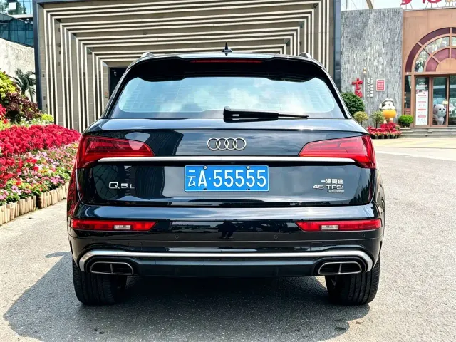 Audi Audi Q5L 2022 45T Luxury Dynamic — Фото автомобиля 10