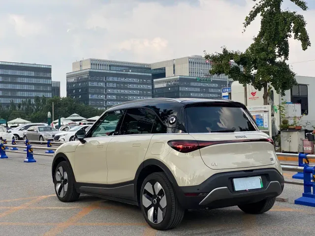 Smart #1 — Фото автомобиля 3