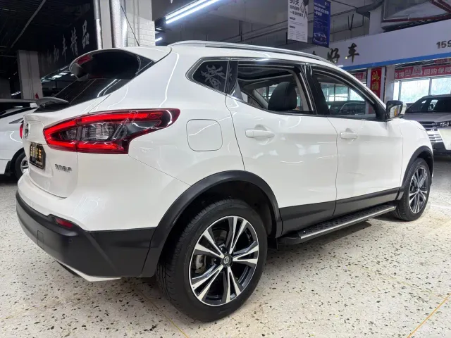 Nissan Qashqai — Фото автомобиля 5